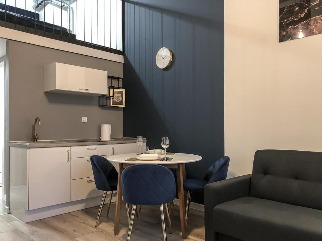 Airport Apartment Βρότσλαβ Εξωτερικό φωτογραφία