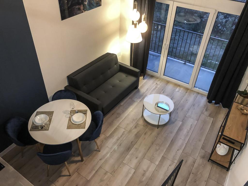 Airport Apartment Βρότσλαβ Εξωτερικό φωτογραφία